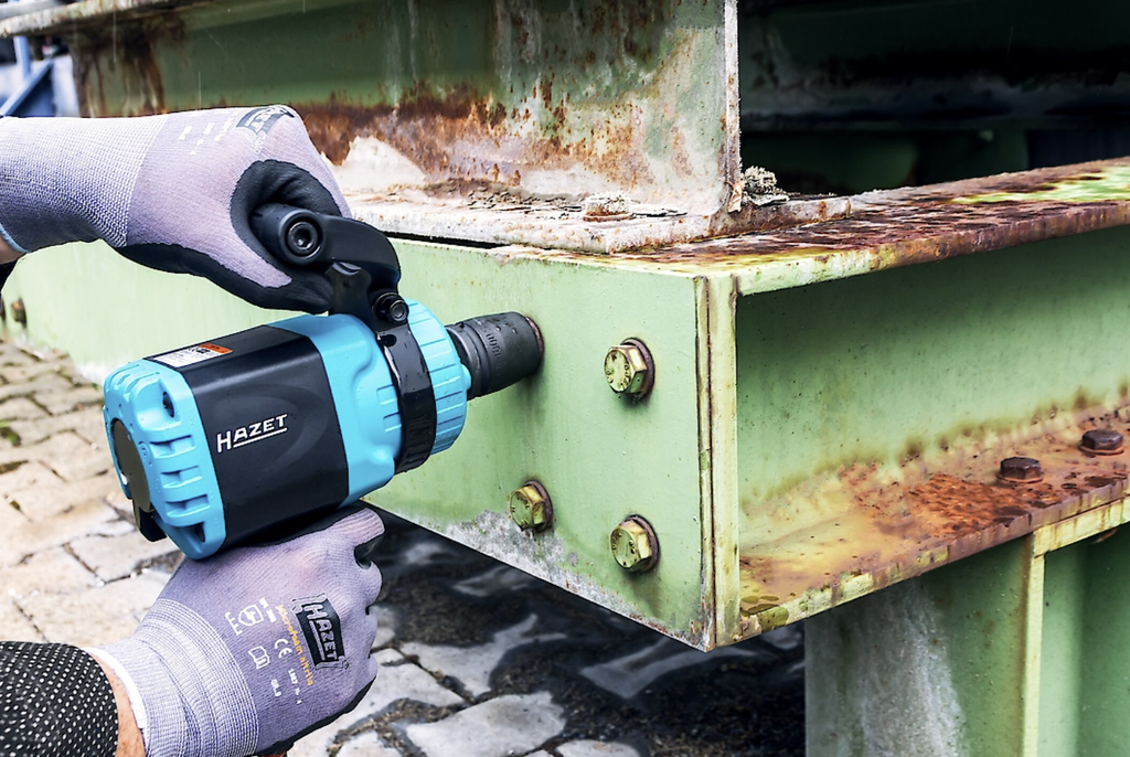 Hazet Solid Twin Turbo Impact Wrench 3/4 inch, 20 mm Square 4100 Nm. Powerful Twin Hammer Mechanism