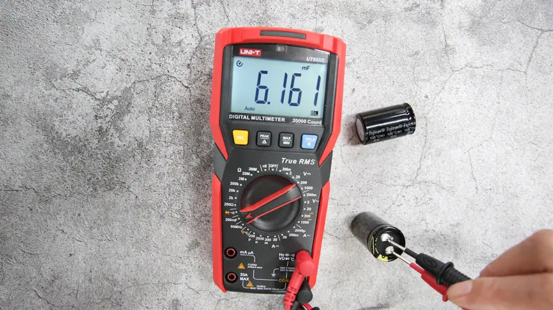 UT89XE-Capacitance-Measurement.webp