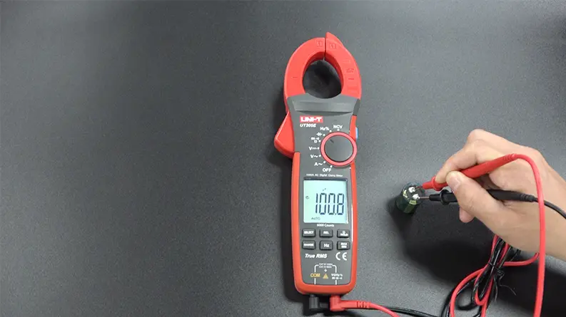 UT205E-Capacitance-measurement.webp