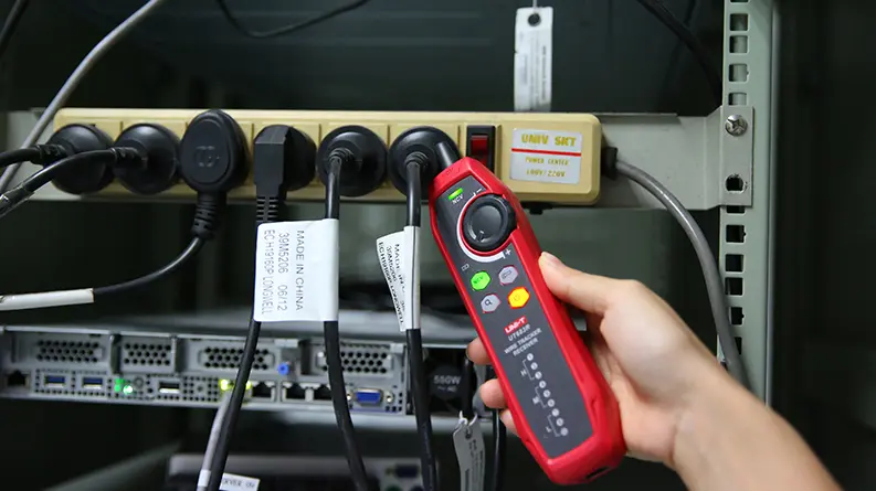 UT683KIT-NCV-measurement.webp