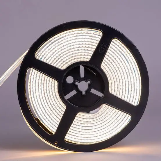 iLock Led Strip Light 5m 240 Leds warm 18w